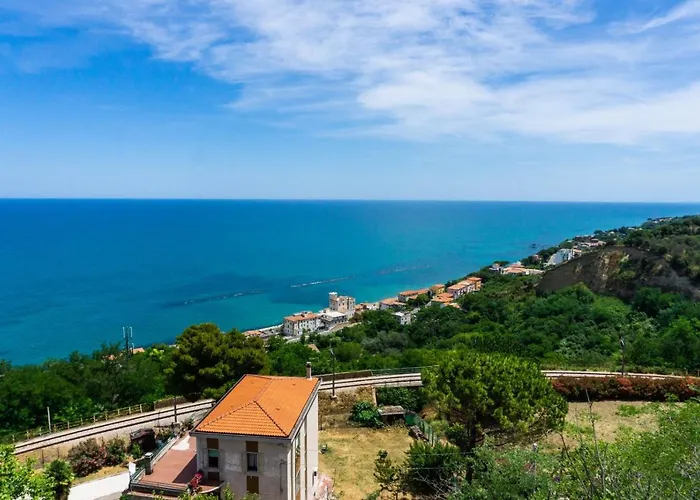 Il Castello Holiday Home